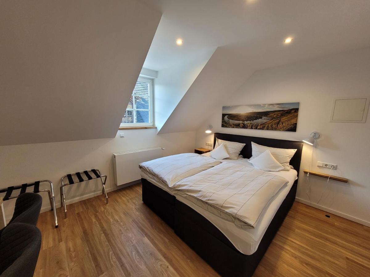 Weingut Lehnert-Veit Gutshotel Piesport Kültér fotó