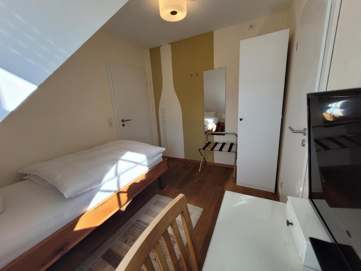 Weingut Lehnert-Veit Gutshotel Piesport Kültér fotó