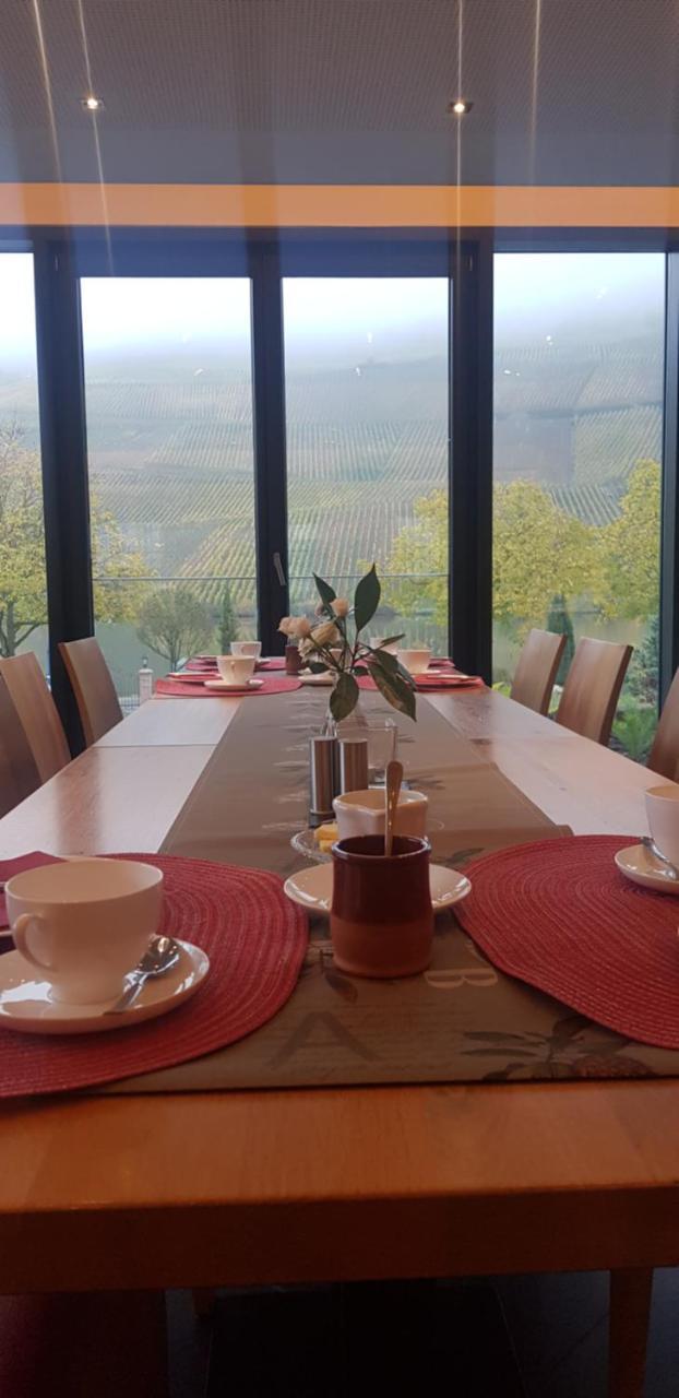 Weingut Lehnert-Veit Gutshotel Piesport Kültér fotó